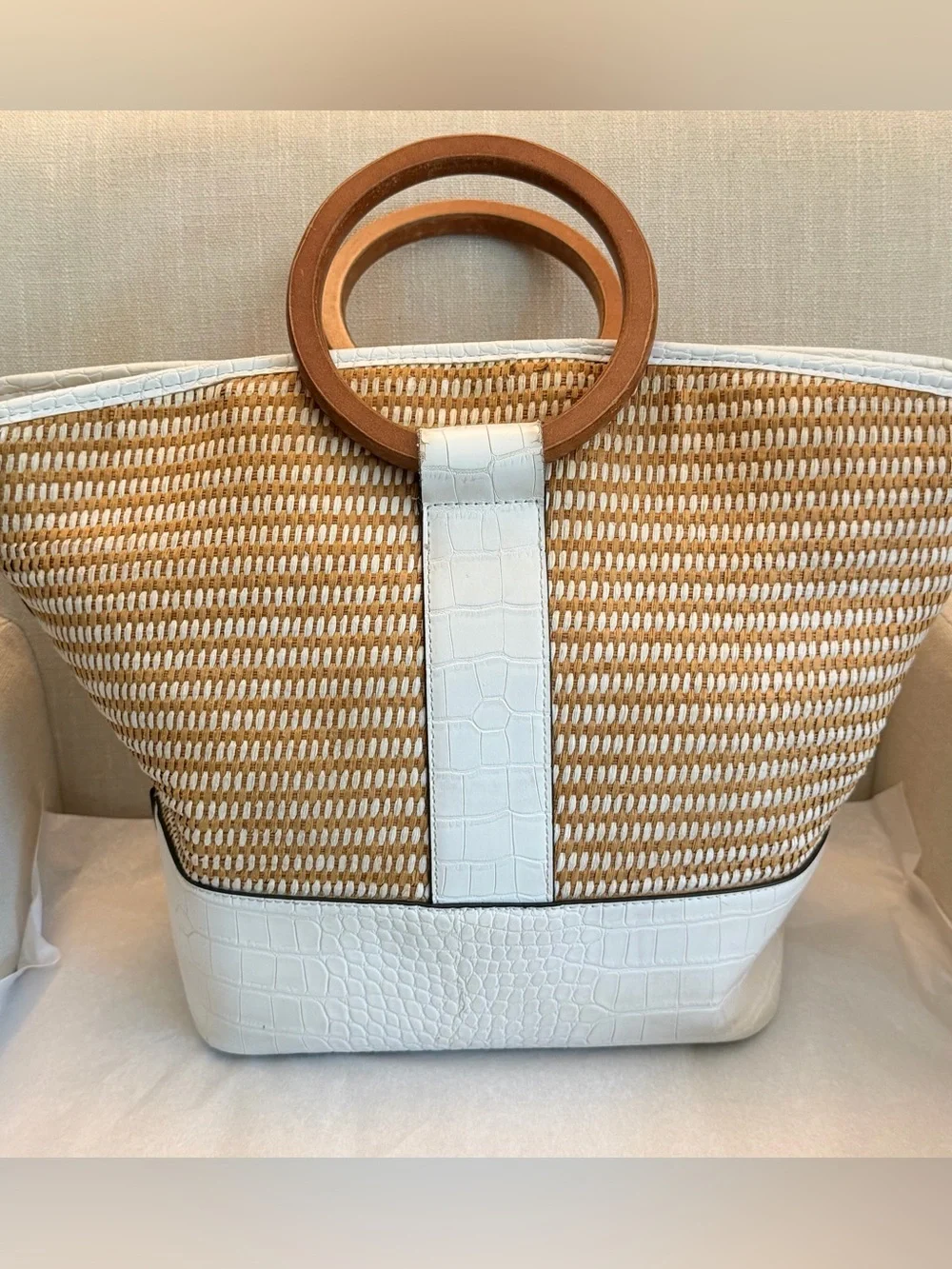 N/A chic coastal